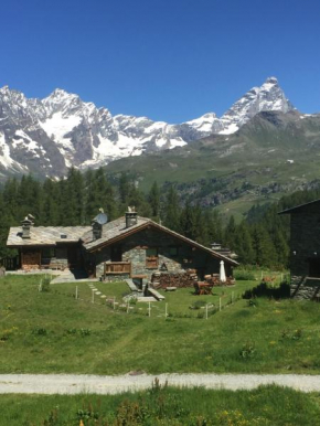 CHALET GORRET CHENEIL Valtournenche